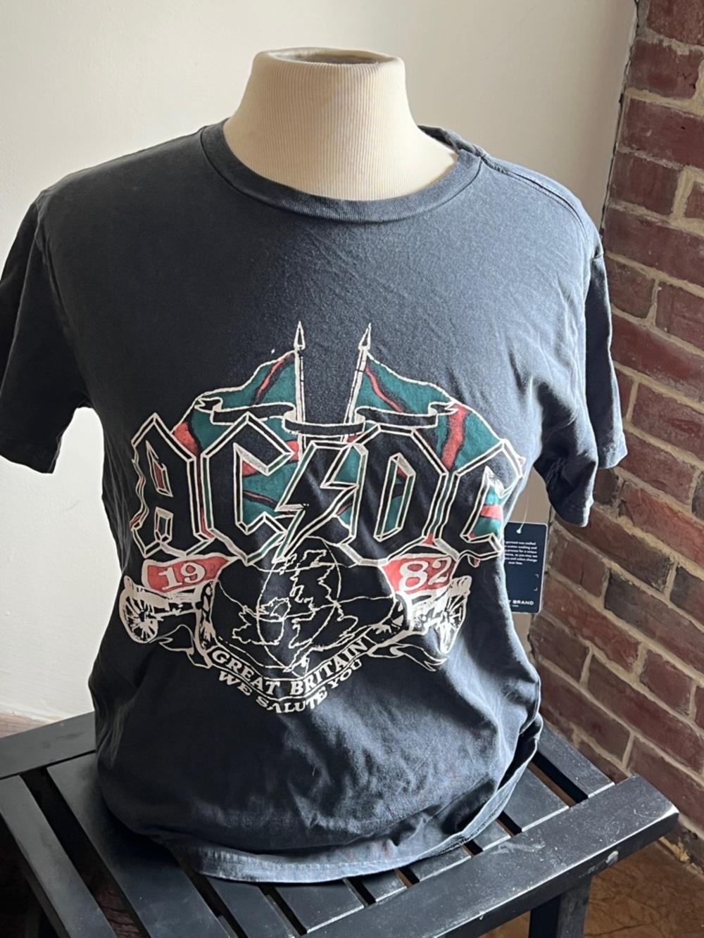 AC/DC We Salute You 1982 UK Flag Tee Lucky Brand Black NWT Women’s Small